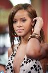  Rihanna 411  celebrite provenant de Rihanna
