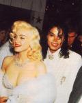  Madonna 244  celebrite provenant de Madonna