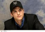  Ashton Kutcher d85  photo célébrité
