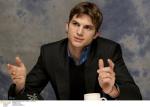  Ashton Kutcher d70  celebrite provenant de Ashton Kutcher