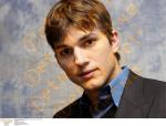  Ashton Kutcher d35  photo célébrité