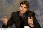  Ashton Kutcher d163  photo célébrité