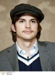  Ashton Kutcher d148  photo célébrité