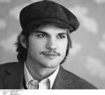  Ashton Kutcher d142  photo célébrité