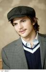 Ashton Kutcher d127  celebrite provenant de Ashton Kutcher