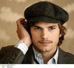  Ashton Kutcher d126  photo célébrité