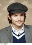  Ashton Kutcher d124  celebrite provenant de Ashton Kutcher