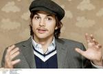  Ashton Kutcher d113  celebrite provenant de Ashton Kutcher