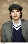  Ashton Kutcher d112  celebrite de                   Ada64 provenant de Ashton Kutcher