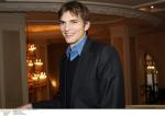  Ashton Kutcher d108  photo célébrité