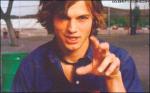  Ashton Kutcher 35  photo célébrité
